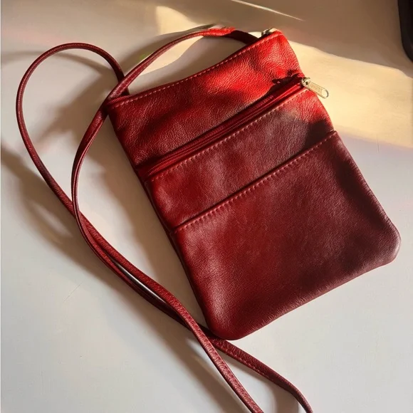 Handcrafted in Asheville Leather Crossbody Bag Burgundy with two zips - Picture 1 of 3